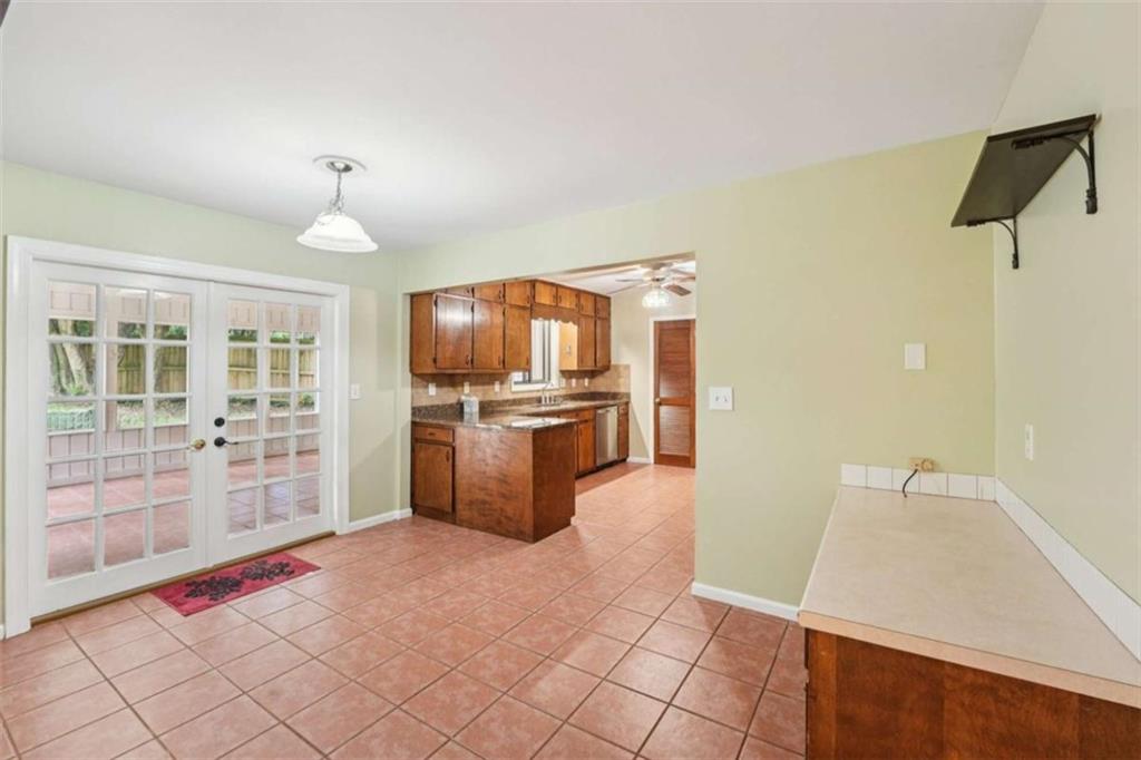 Marietta, Georgia, 30068, United States, 4 Bedrooms Bedrooms, ,3 BathroomsBathrooms,Residential,For Sale,1977177