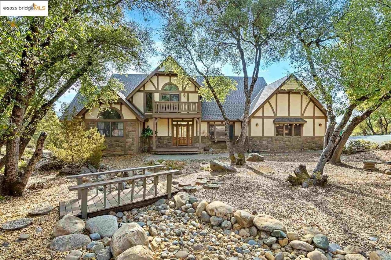 Sonora, California, 95370, United States, 4 Bedrooms Bedrooms, ,3 BathroomsBathrooms,Residential,For Sale,1976244