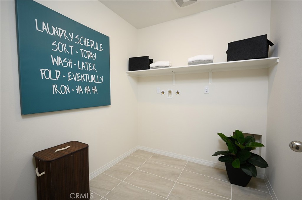 Rialto, California, 92377, United States, 3 Bedrooms Bedrooms, ,3 BathroomsBathrooms,Residential,For Sale,2034831