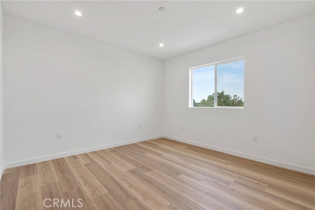 Los Angeles, California, 90023, United States, 22 Bedrooms Bedrooms, ,Residential,For Sale,1763548
