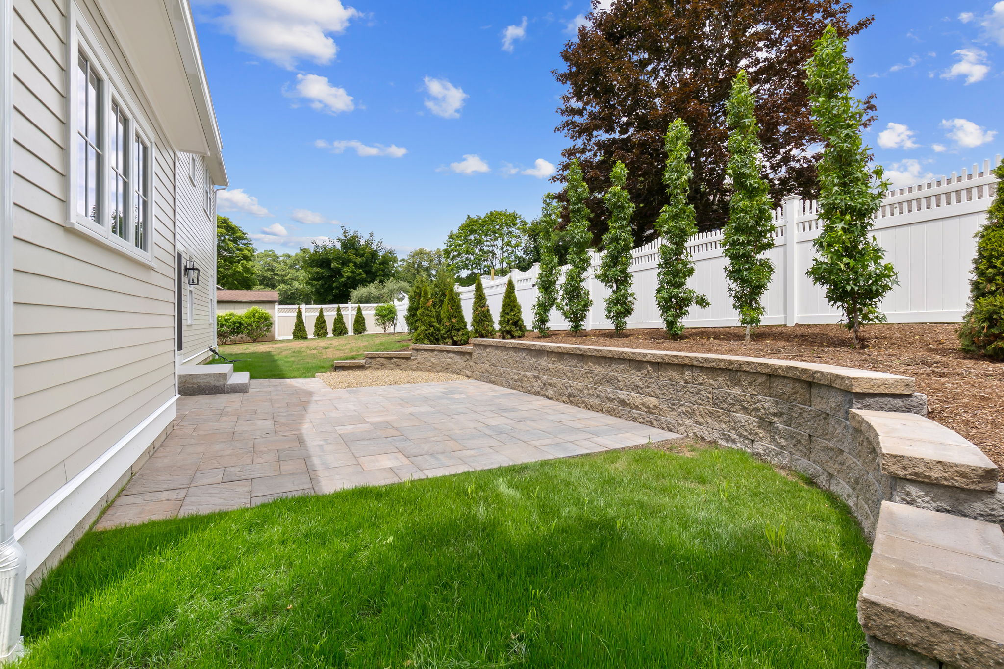  4 Brown Ave, Newburyport, MA, 01950 - 物件實景