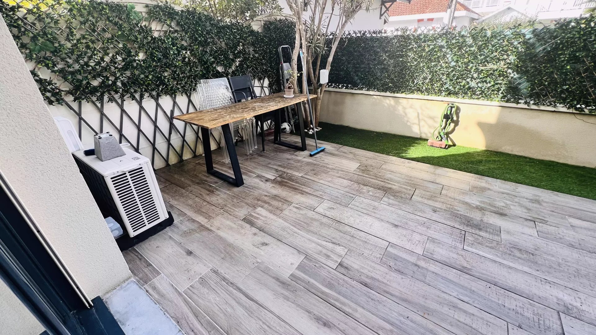 Arcachon, New Aquitaine, 33120, FR, 2 Bedrooms Bedrooms, ,1 BathroomBathrooms,Residential,For Sale,2002087