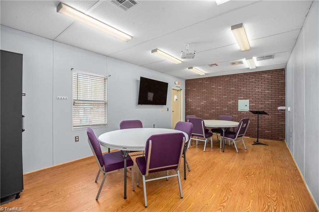 King, North Carolina, 27021, United States, ,Residential,For Sale,1941674