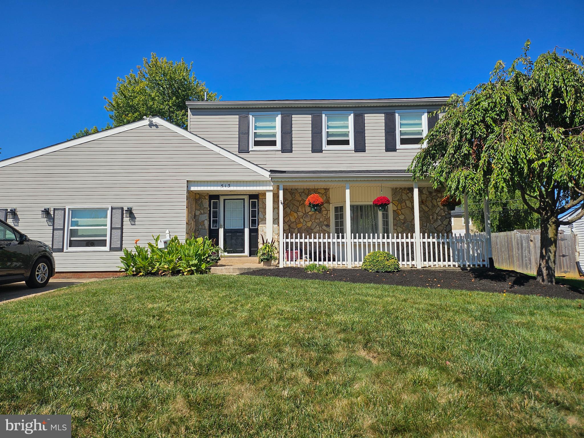 FAIRLESS HILLS, Pennsylvania, 19030, United States, 5 Bedrooms Bedrooms, ,3 BathroomsBathrooms,Residential,For Sale,1981454