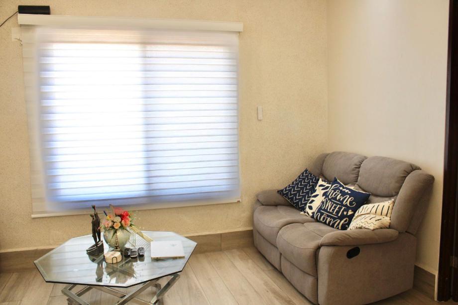 Monterrey, Nuevo León, 64700, Mexico, 4 Bedrooms Bedrooms, ,5 BathroomsBathrooms,Residential,For Sale,1848352