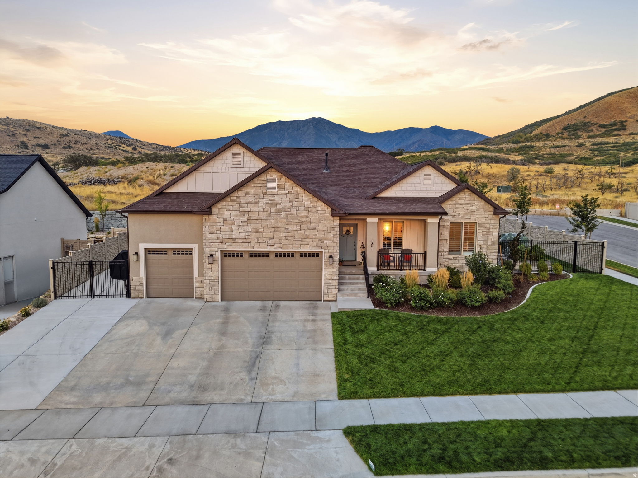 450 , Payson, UT 84651