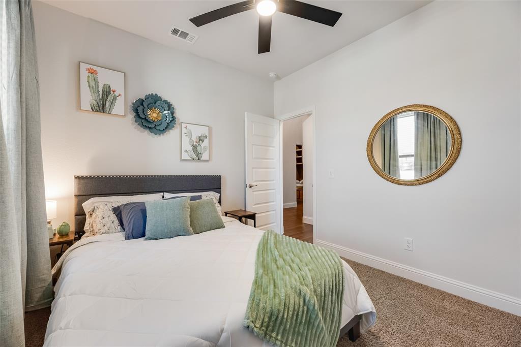 Pilot Point, Texas, 76258, United States, 5 Bedrooms Bedrooms, ,3 BathroomsBathrooms,Residential,For Sale,2019637