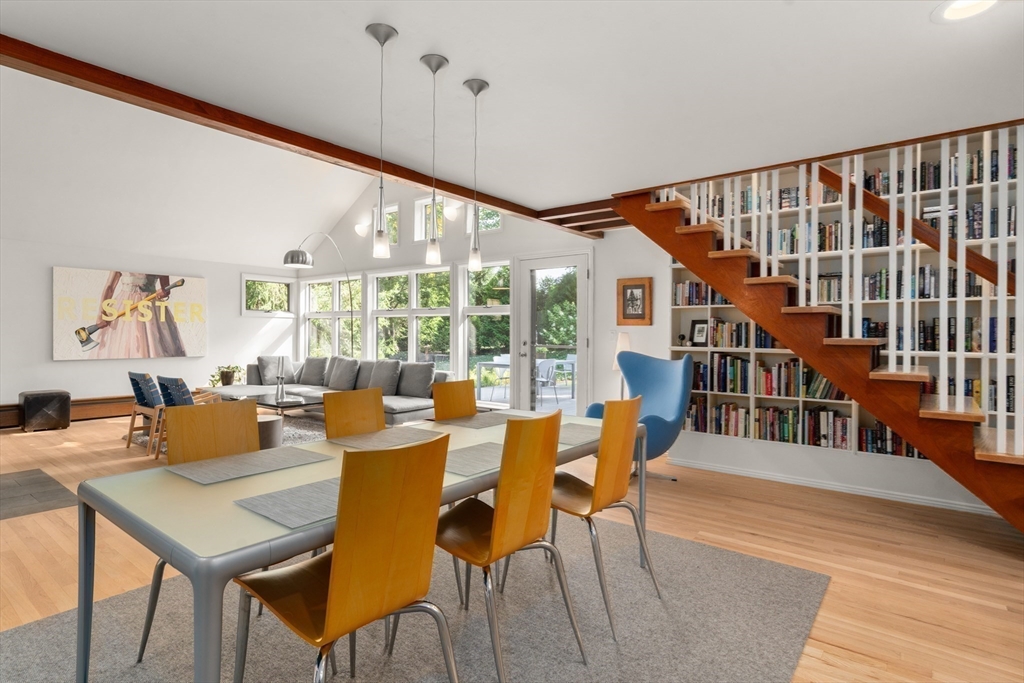 Brookline, Massachusetts, 02467, United States, 3 Bedrooms Bedrooms, ,3 BathroomsBathrooms,Residential,For Sale,1941652