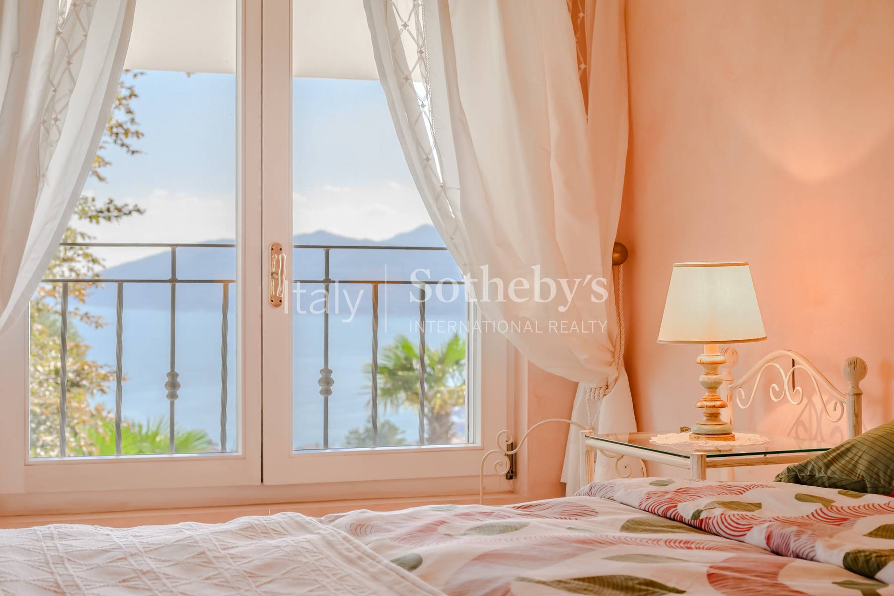  Villa with views of Lake Maggiore, swimming pool and spa area - 物件實景