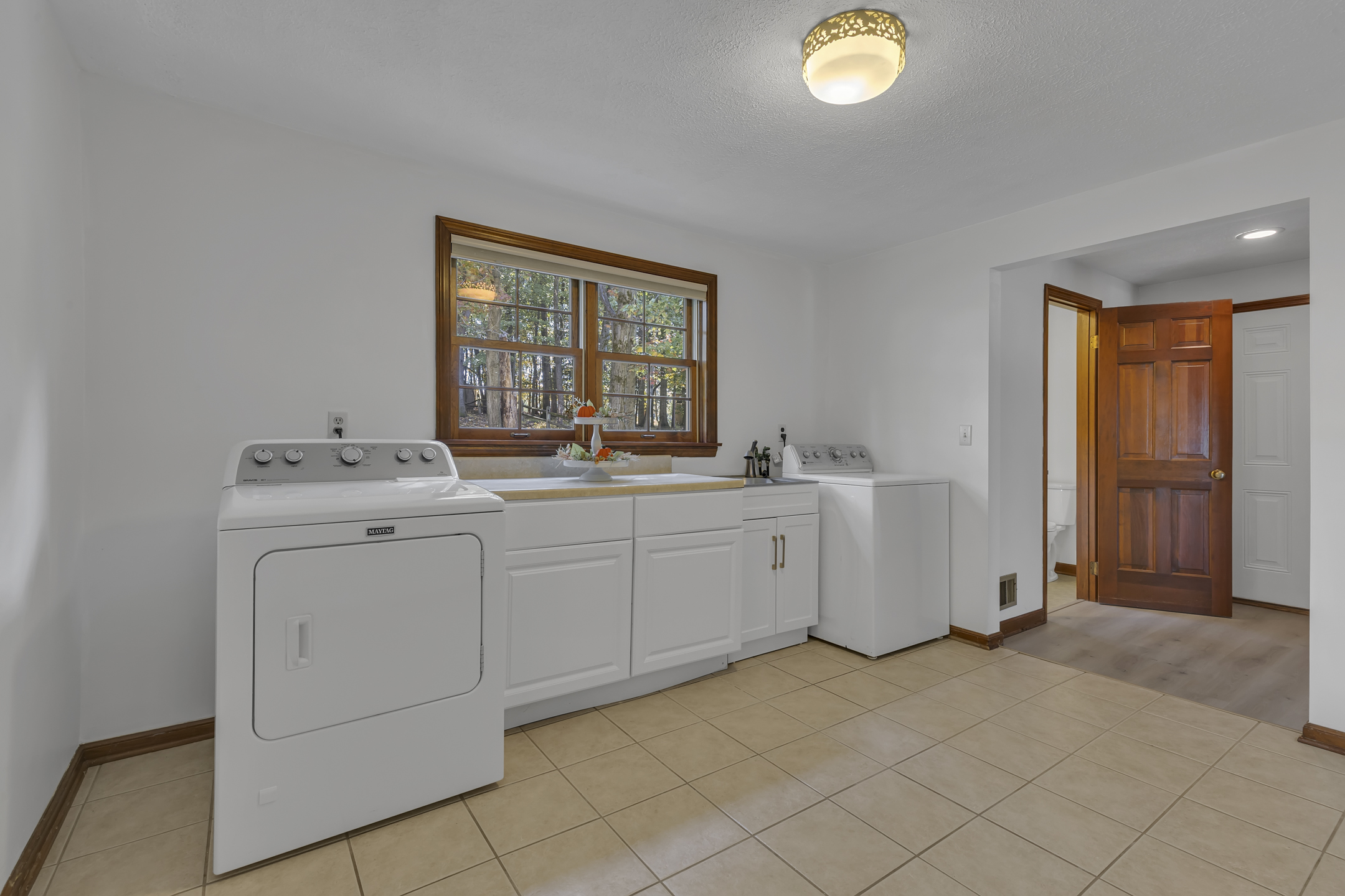  1593 Oak Leaf Lane, Pittsburgh, PA 15237 - 物件實景