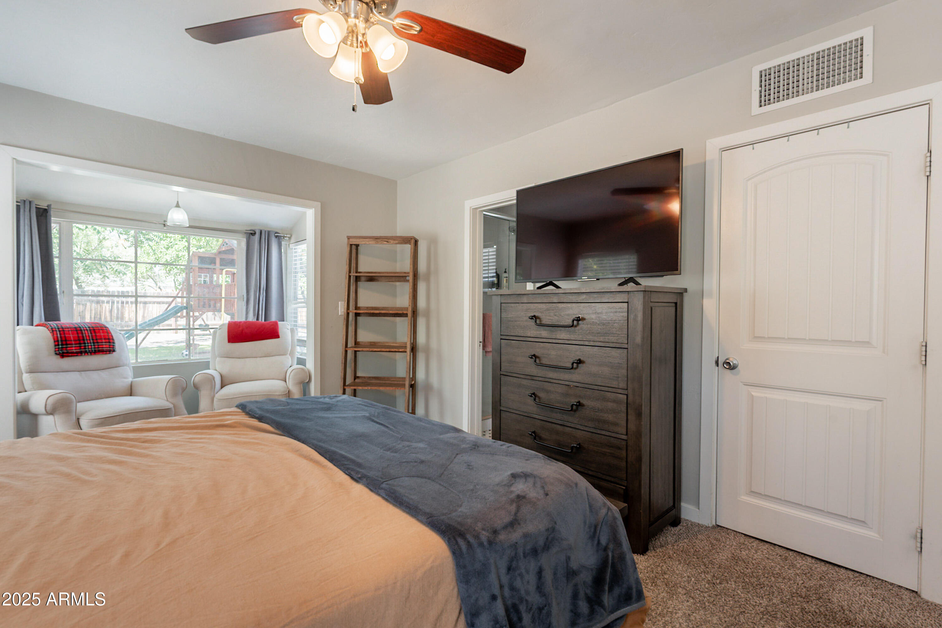 Phoenix, Arizona, 85013, United States, 3 Bedrooms Bedrooms, ,Residential,For Sale,1818806