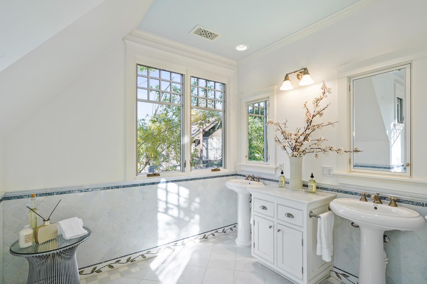 535 Kingsley Ave, Palo Alto, California, 94301, United States, 5 Bedrooms Bedrooms, ,4 BathroomsBathrooms,Residential,For Sale,535 Kingsley Ave,1664262