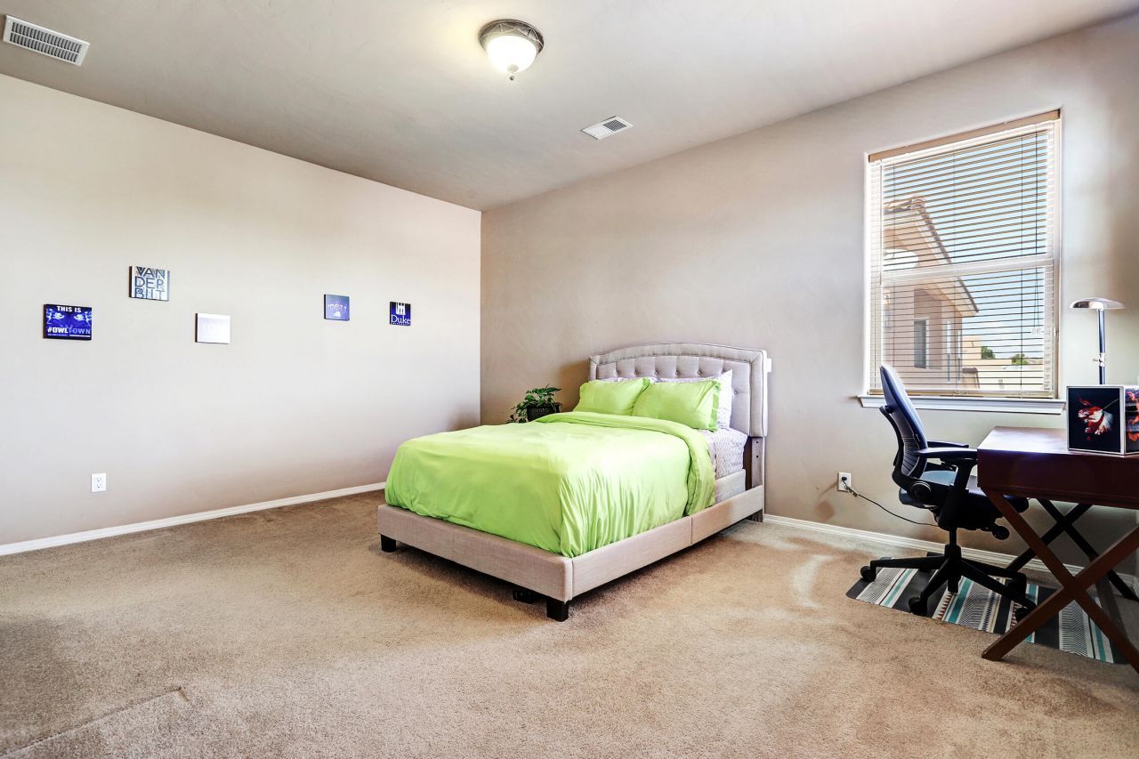 Rio Rancho, New Mexico, 87124, United States, 4 Bedrooms Bedrooms, ,3 BathroomsBathrooms,Residential,For Sale,1956048
