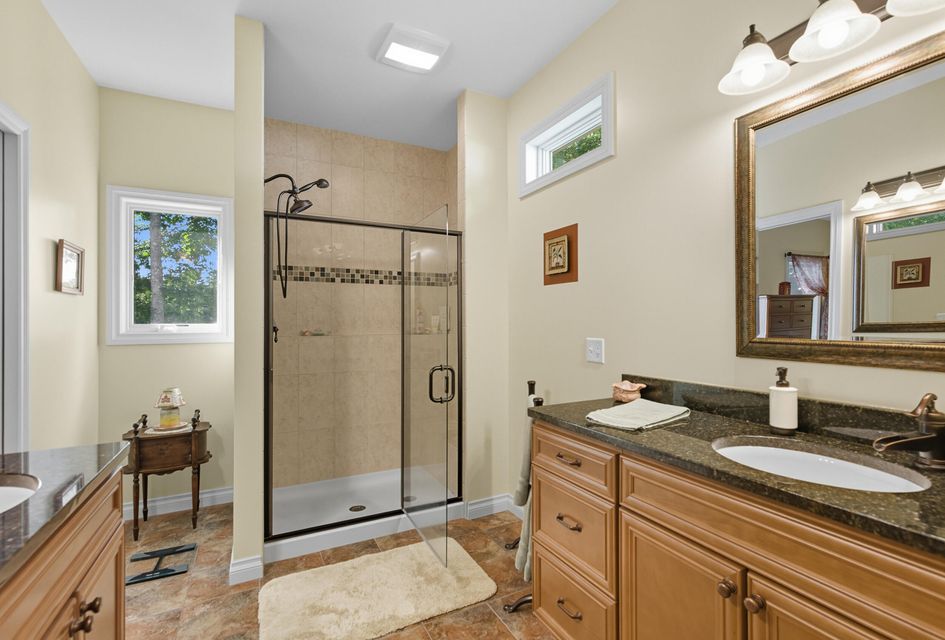 Big Rapids, Michigan, 49307, United States, 3 Bedrooms Bedrooms, ,4 BathroomsBathrooms,Residential,For Sale,1976014