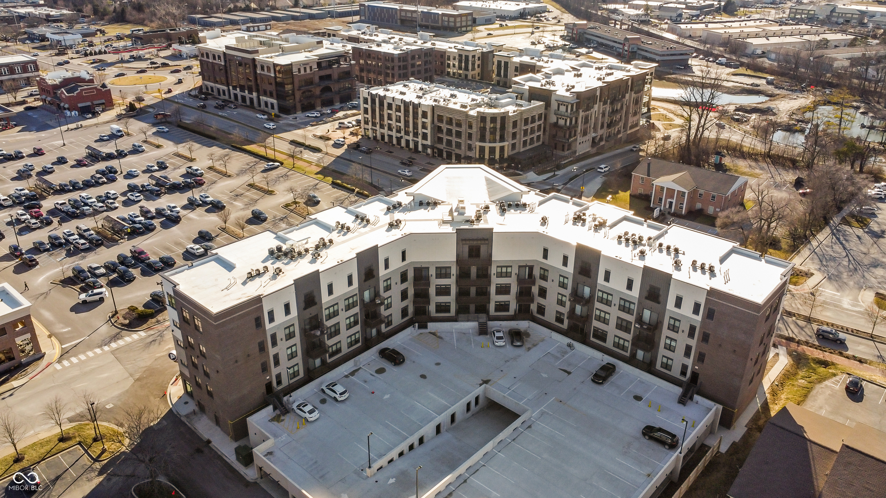 Carmel, Indiana, 46032, United States, 2 Bedrooms Bedrooms, ,3 BathroomsBathrooms,Residential,For Sale,1983027