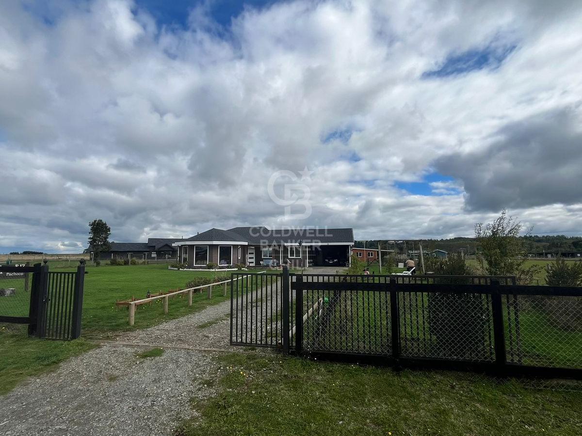 Llanquihue, Chile, 4 Bedrooms Bedrooms, ,2 BathroomsBathrooms,Residential,For Sale,1916894