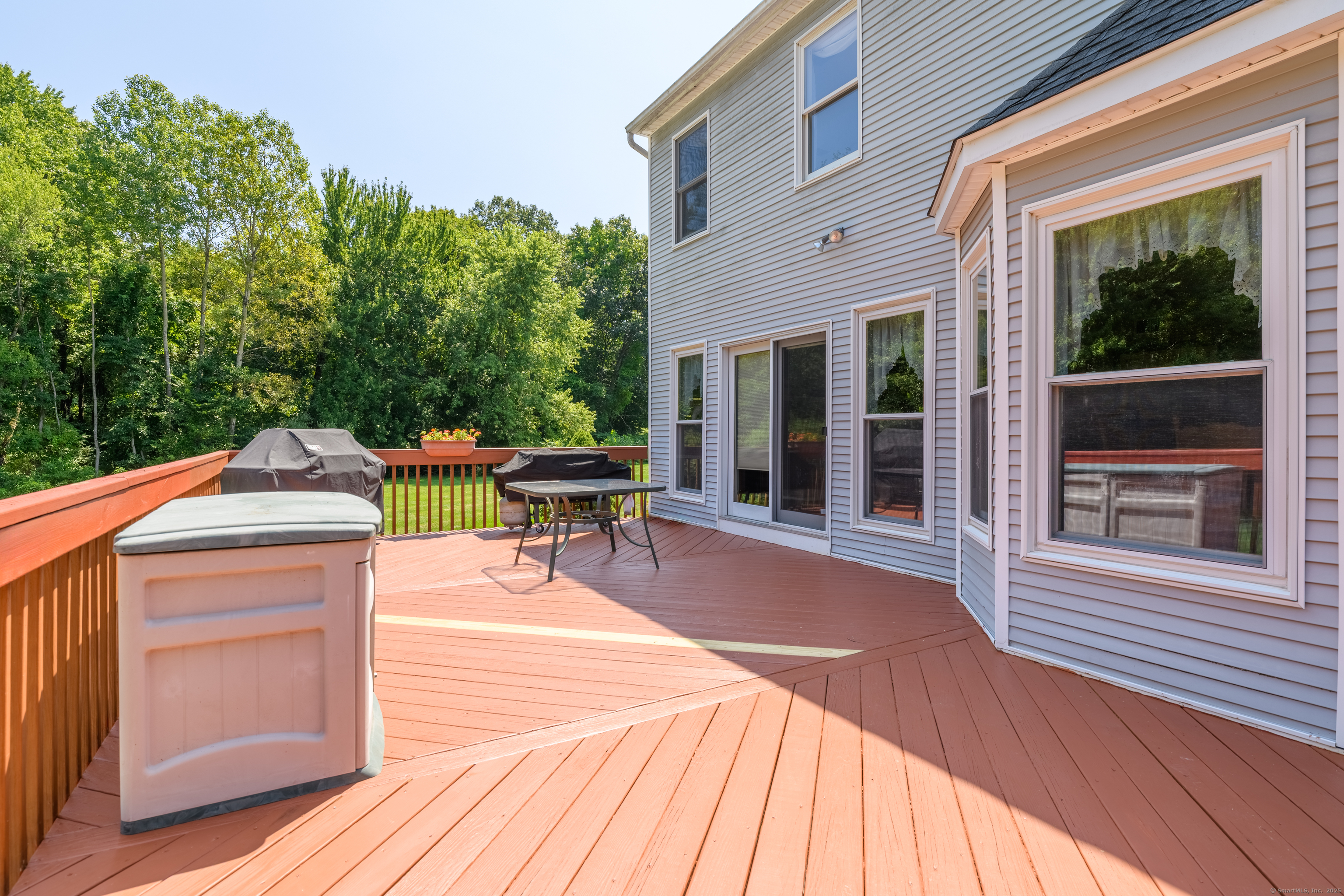 South Windsor, Connecticut, 06074, United States, 3 Bedrooms Bedrooms, ,4 BathroomsBathrooms,Residential,For Sale,1912297