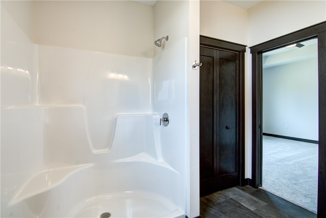 Chippewa Falls, Wisconsin, 54729, United States, 3 Bedrooms Bedrooms, ,2 BathroomsBathrooms,Residential,For Sale,1980636