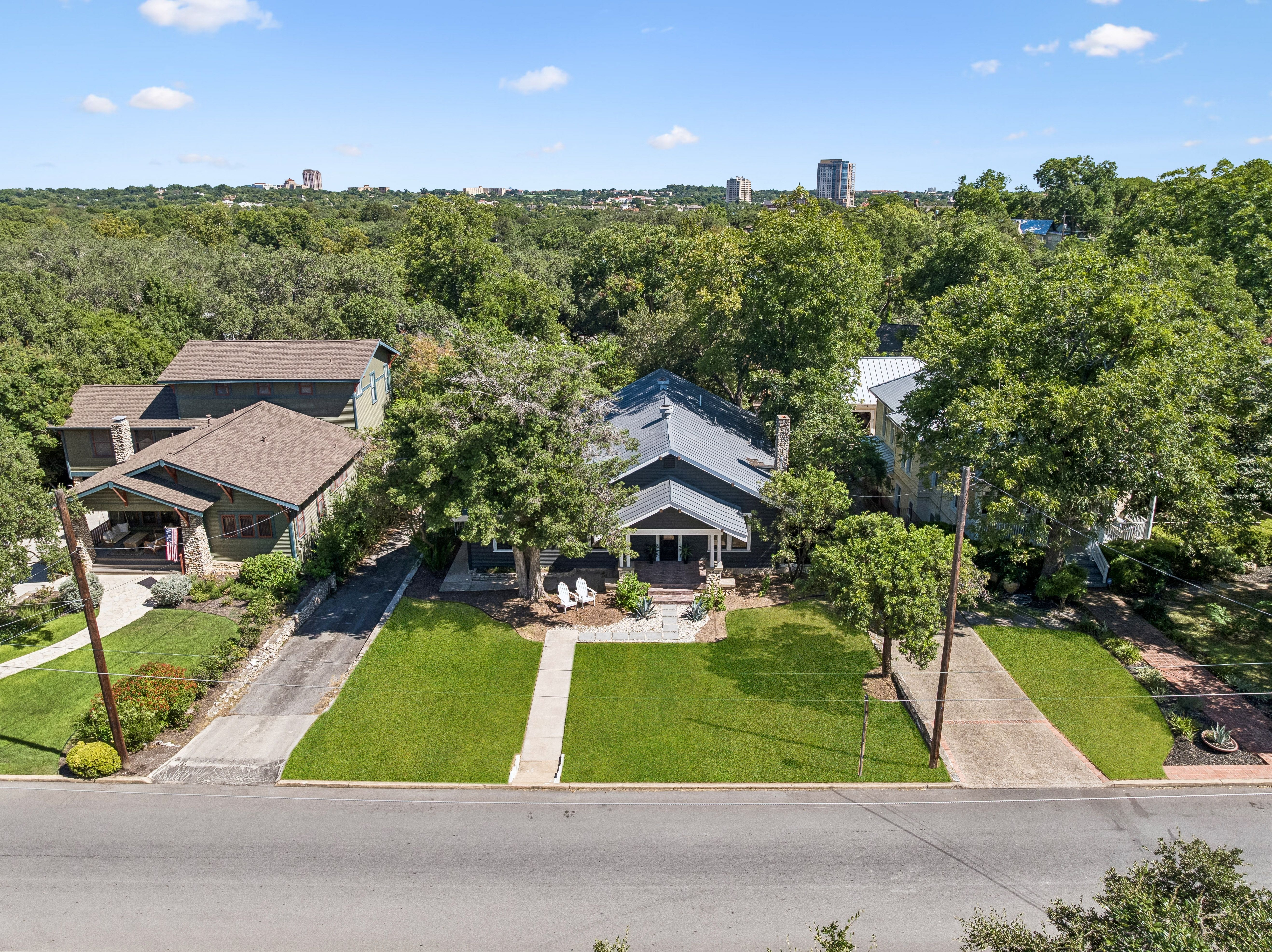  1926 Alamo Heights Charm - 物件實景