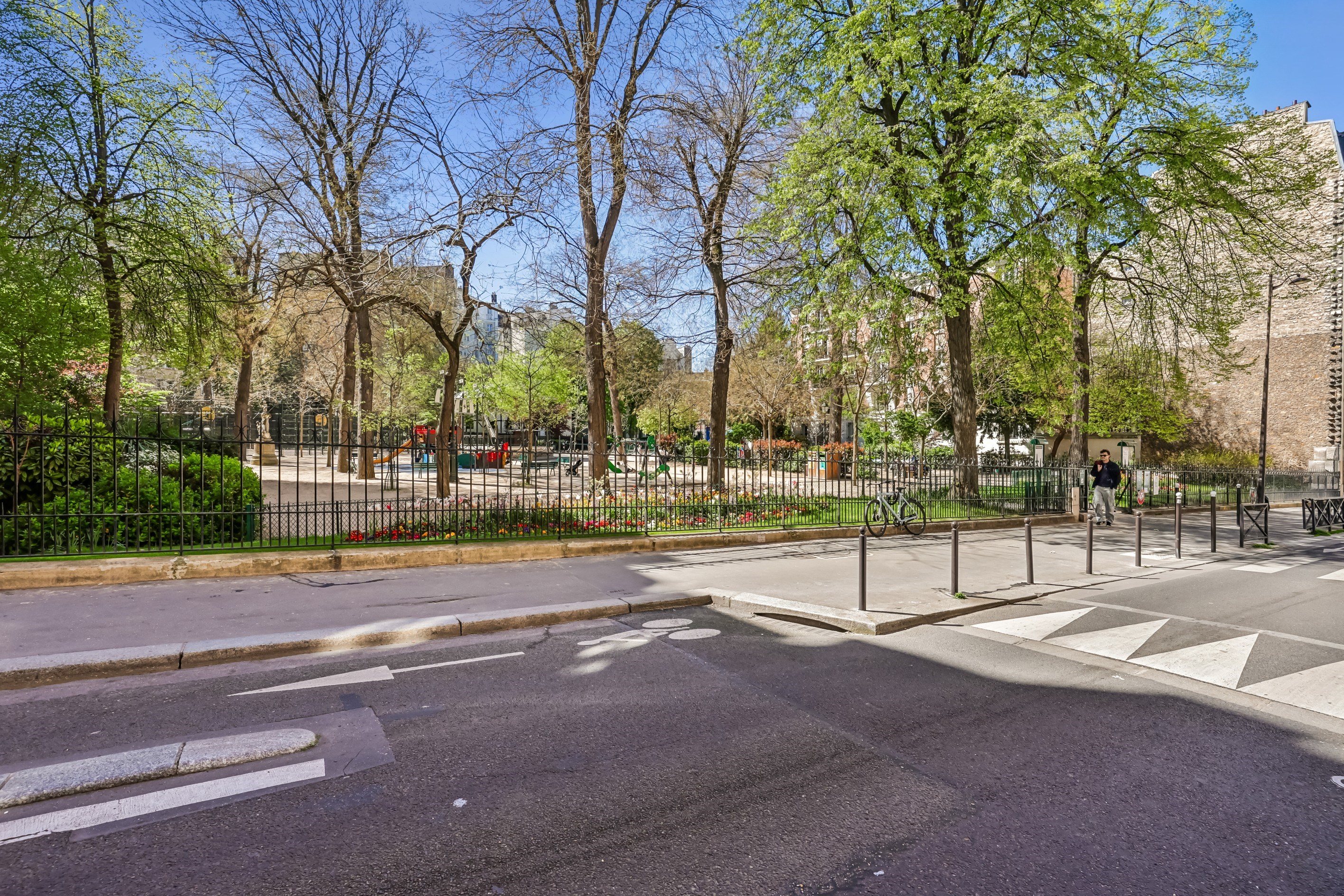 Paris 18th – Bright architect-designed loft overlooking Square Carpeaux - 物件實景