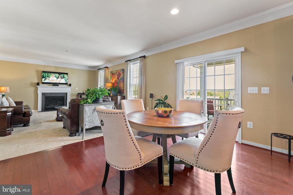 Stafford, Virginia, 22554, United States, 5 Bedrooms Bedrooms, ,4 BathroomsBathrooms,Residential,For Sale,1934341