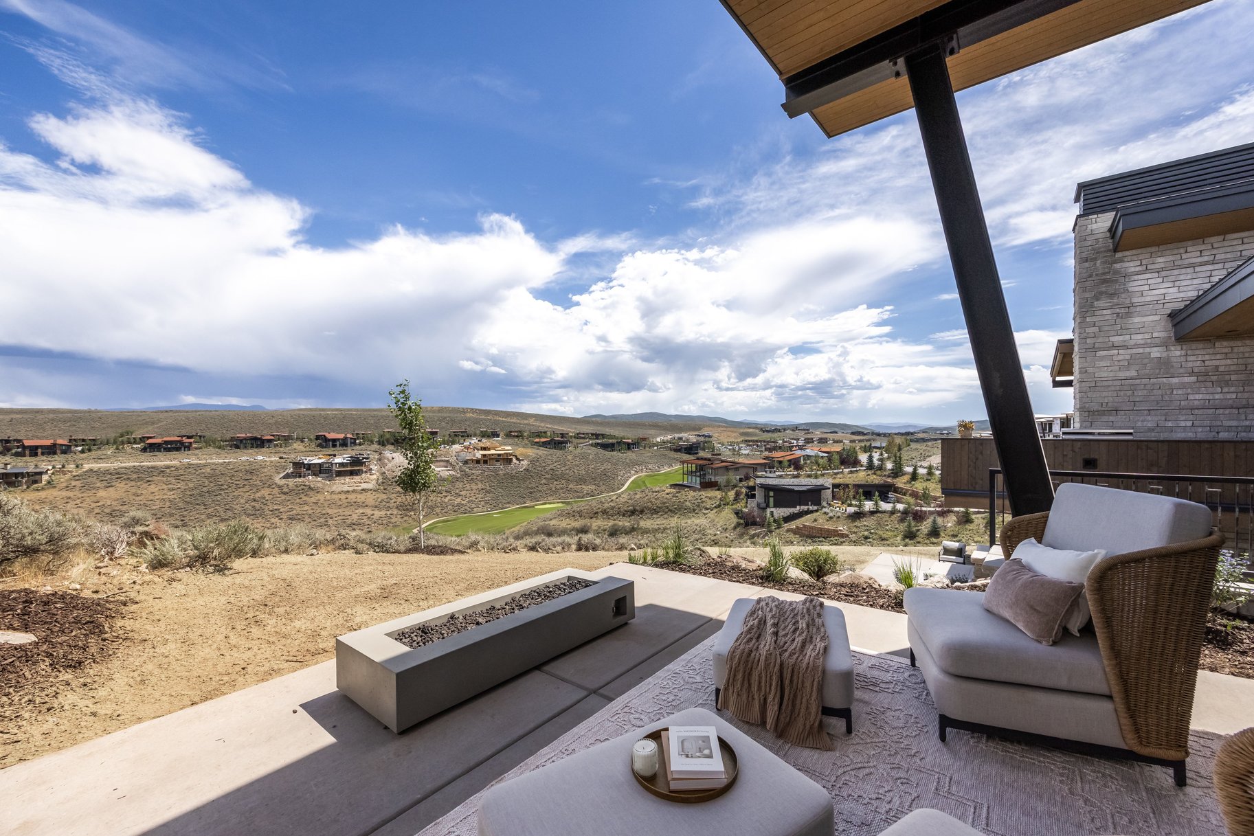 Stunning Promontory Residence Directly Across from The Beach Club - 物件實景