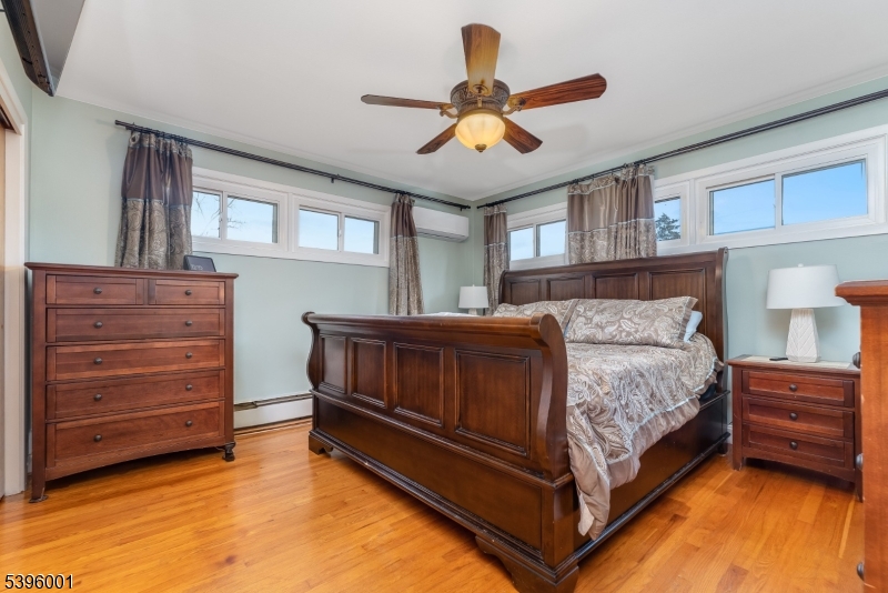 Readington Twp., New Jersey, 08833, United States, 3 Bedrooms Bedrooms, ,3 BathroomsBathrooms,Residential,For Sale,1989255