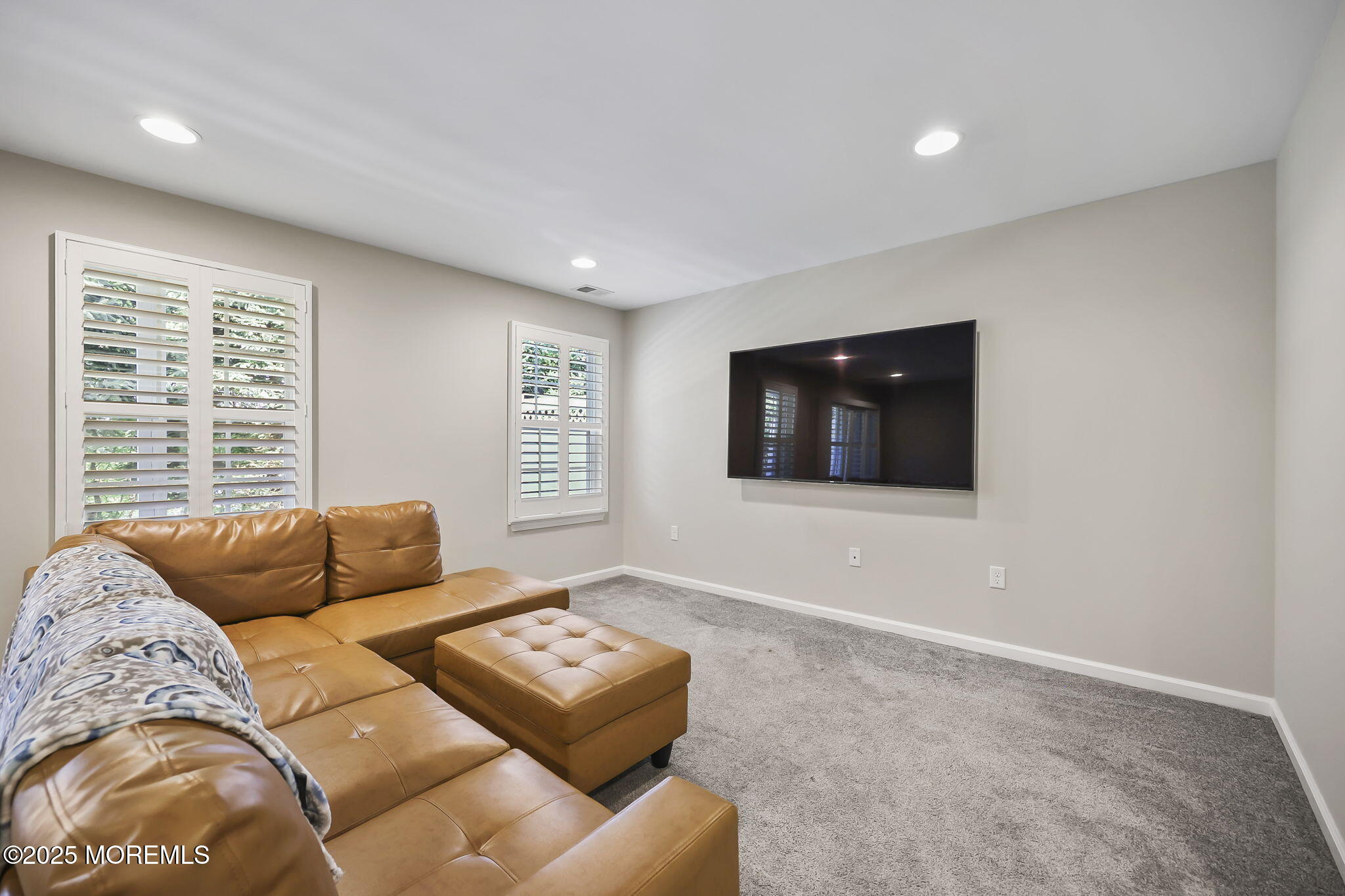 Shrewsbury Boro, New Jersey, 07702, United States, 3 Bedrooms Bedrooms, ,4 BathroomsBathrooms,Residential,For Sale,1942784