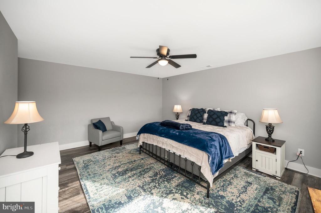 Bealeton, Virginia, 22712, United States, 4 Bedrooms Bedrooms, ,3 BathroomsBathrooms,Residential,For Sale,2002871