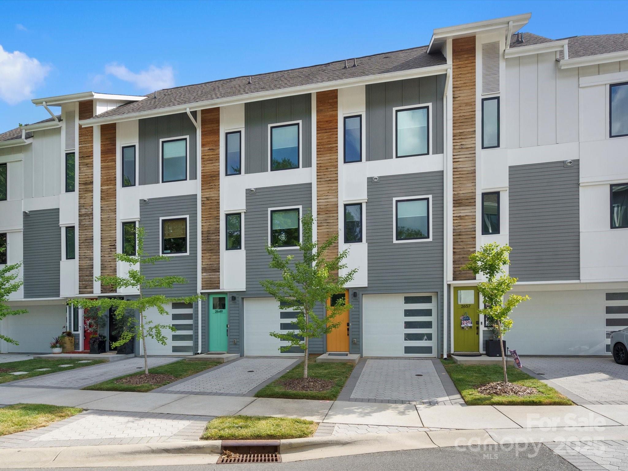 Charlotte, North Carolina, 28205, United States, 3 Bedrooms Bedrooms, ,3 BathroomsBathrooms,Residential,For Sale,1837660