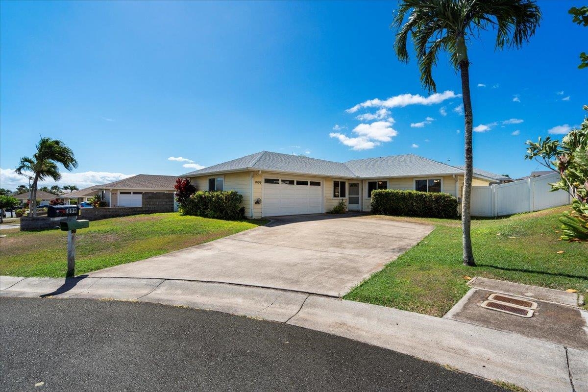 Wailuku, Hawaii, 96793, United States, 3 Bedrooms Bedrooms, ,2 BathroomsBathrooms,Residential,For Sale,1907468
