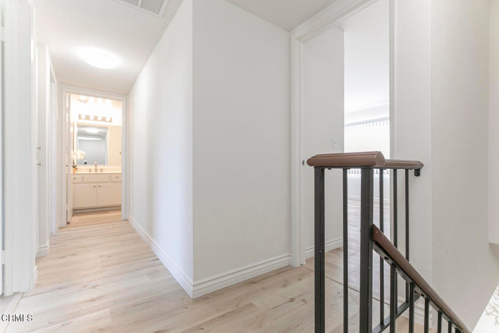 Glendale, California, 91205, United States, 3 Bedrooms Bedrooms, ,2 BathroomsBathrooms,Residential,For Sale,1938623