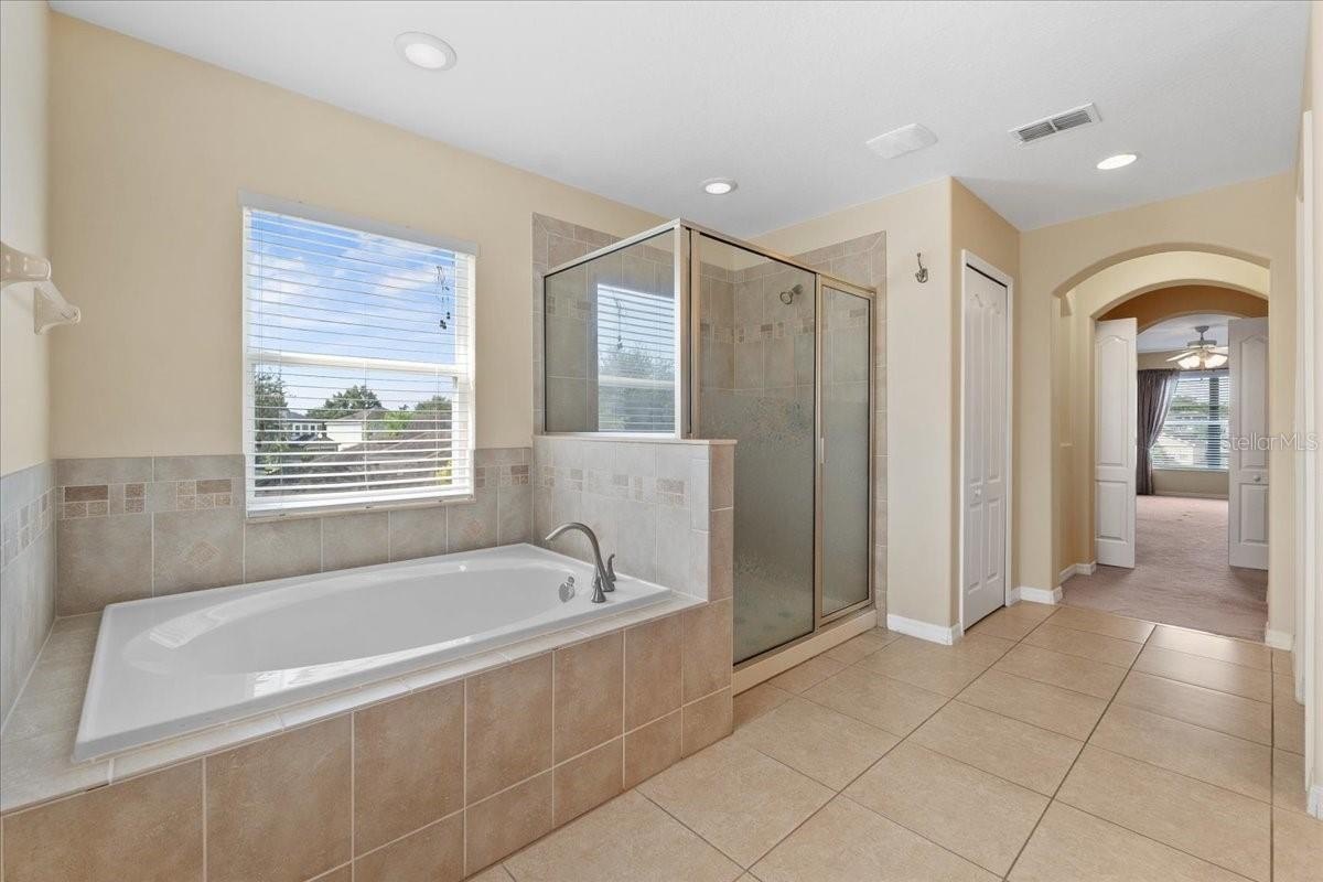 DAVENPORT, Florida, 33837, United States, 5 Bedrooms Bedrooms, ,3 BathroomsBathrooms,Residential,For Sale,1983680