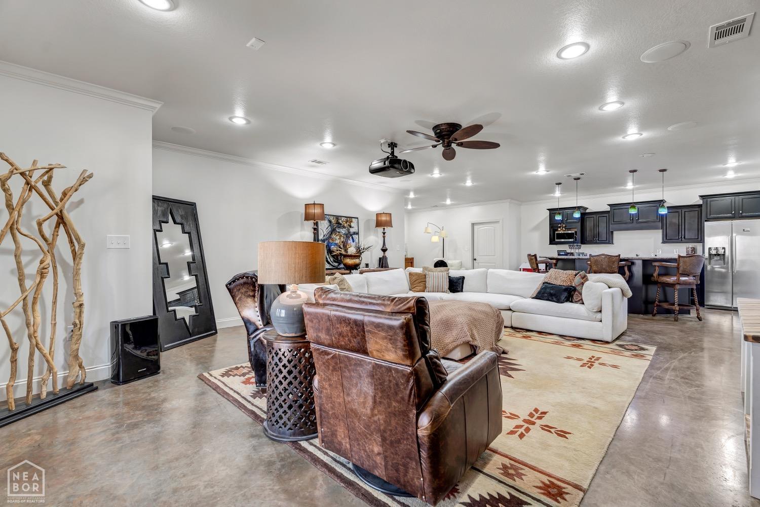 Jonesboro, Arkansas, 72404, United States, ,5 BathroomsBathrooms,Residential,For Sale,1981825