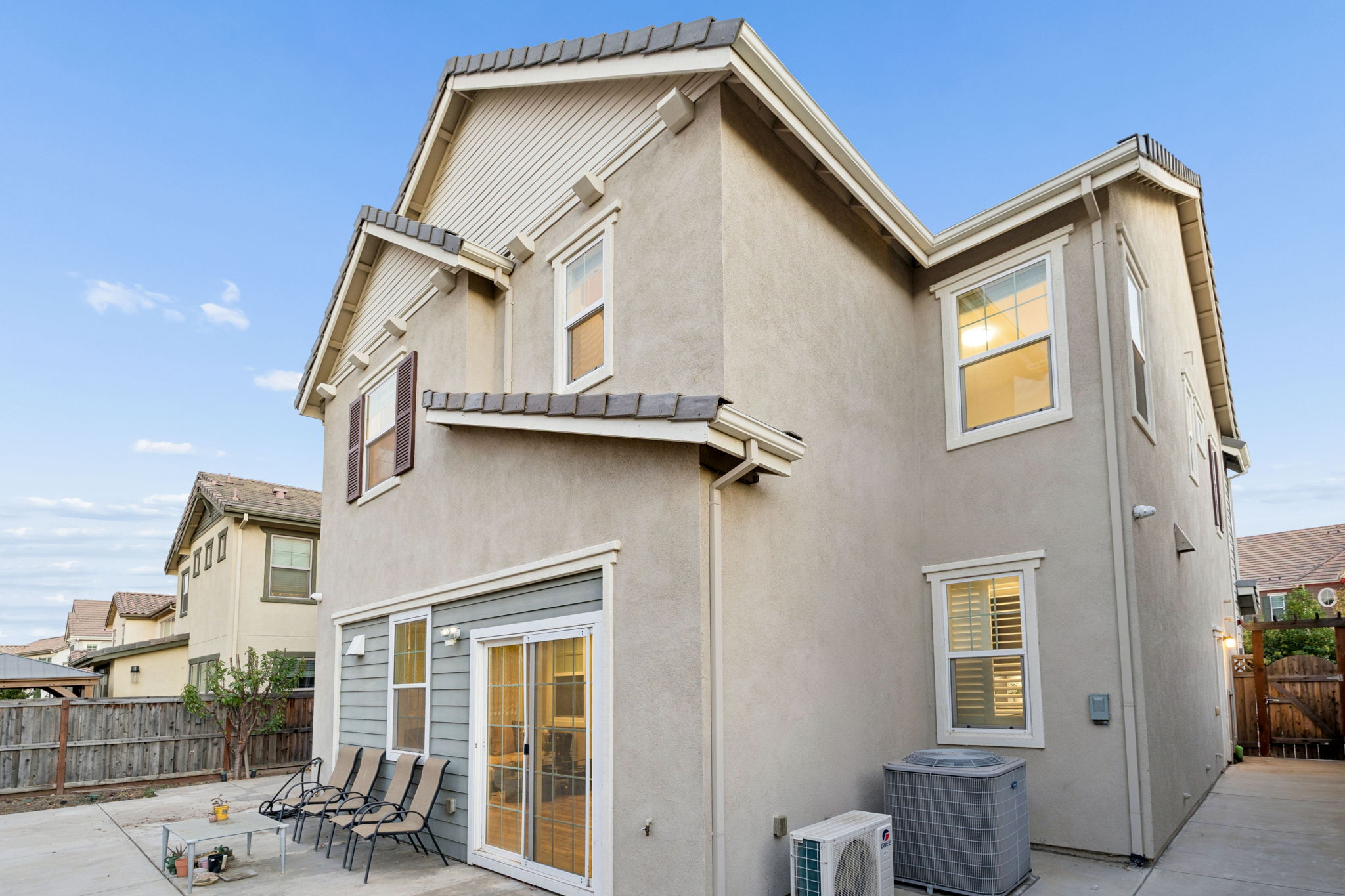  633 W Waterman Drive - 物件實景