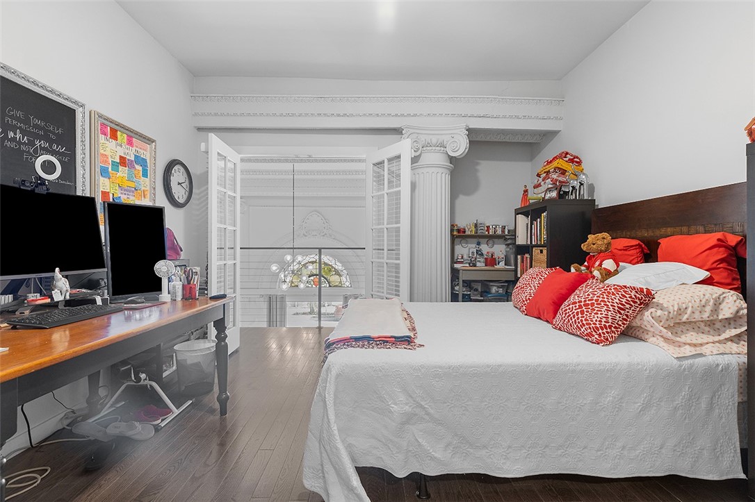 South Side, Pennsylvania, 15203, United States, 2 Bedrooms Bedrooms, ,3 BathroomsBathrooms,Residential,For Sale,1991307