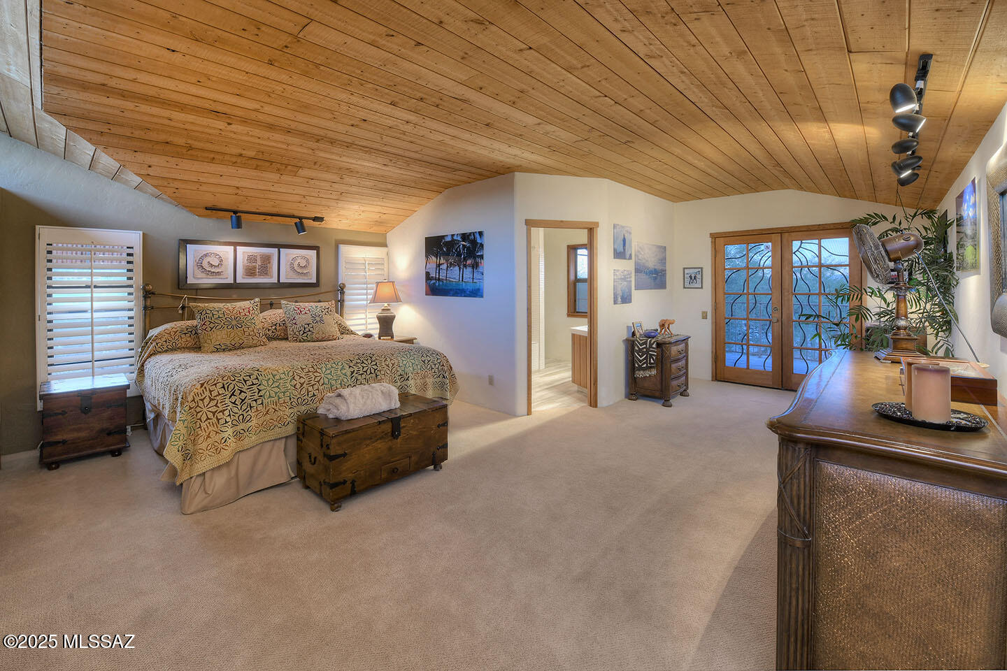 Tucson, Arizona, 85745, United States, 3 Bedrooms Bedrooms, ,3 BathroomsBathrooms,Residential,For Sale,1989628