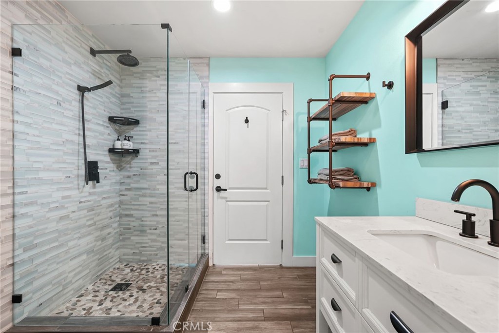 Oxnard, California, 93035, United States, ,Residential,For Sale,1991786