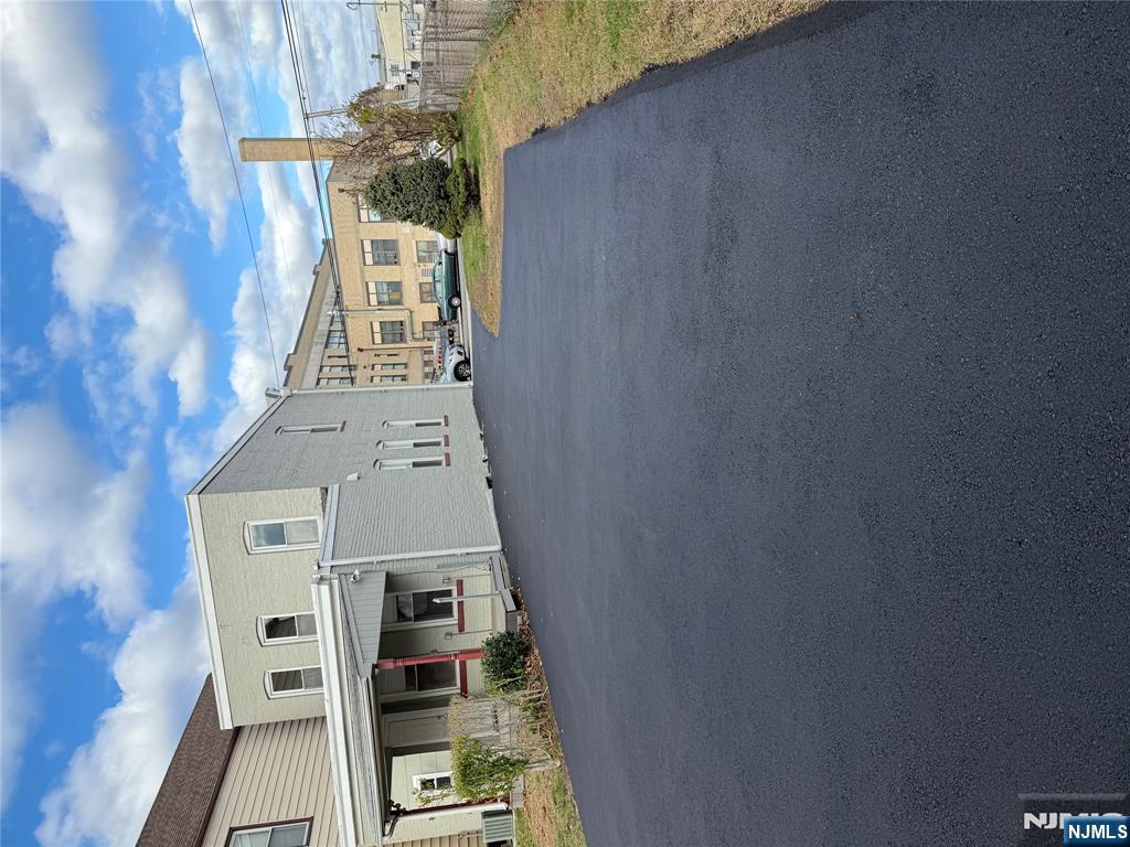 Garfield, New Jersey, 07026, United States, 3 Bedrooms Bedrooms, ,2 BathroomsBathrooms,Residential,For Sale,1998412