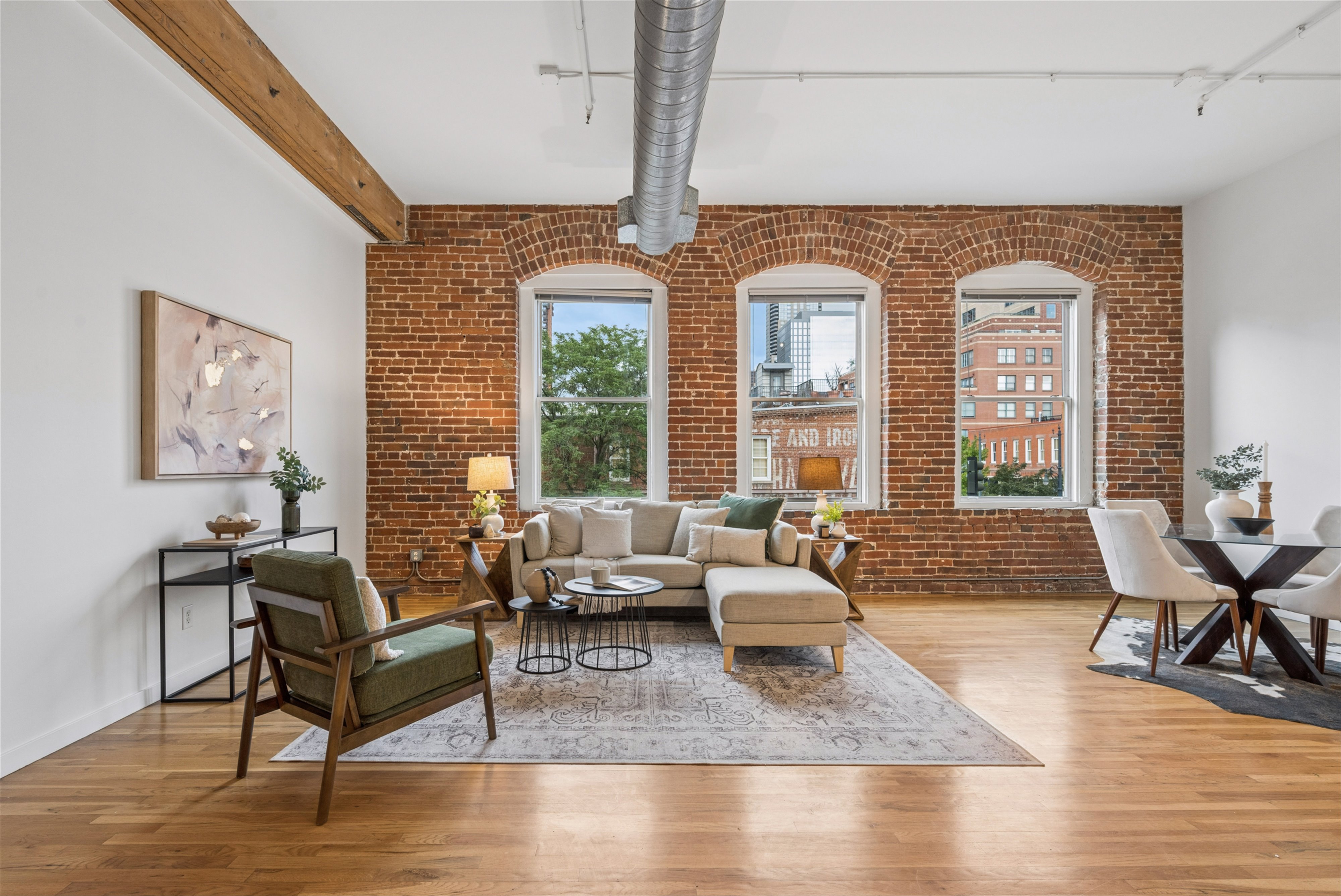  rare lodo loft gem – exposed brick, parking & walk to union  station - 物件實景