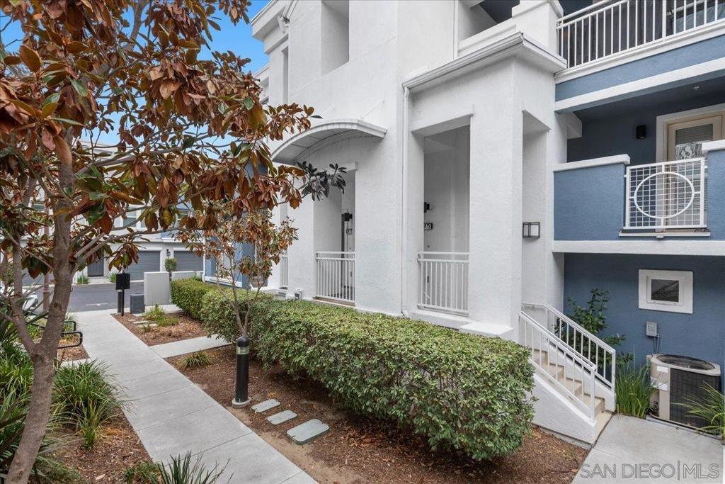 San Diego, California, 92110, United States, 3 Bedrooms Bedrooms, ,2 BathroomsBathrooms,Residential,For Sale,1914141