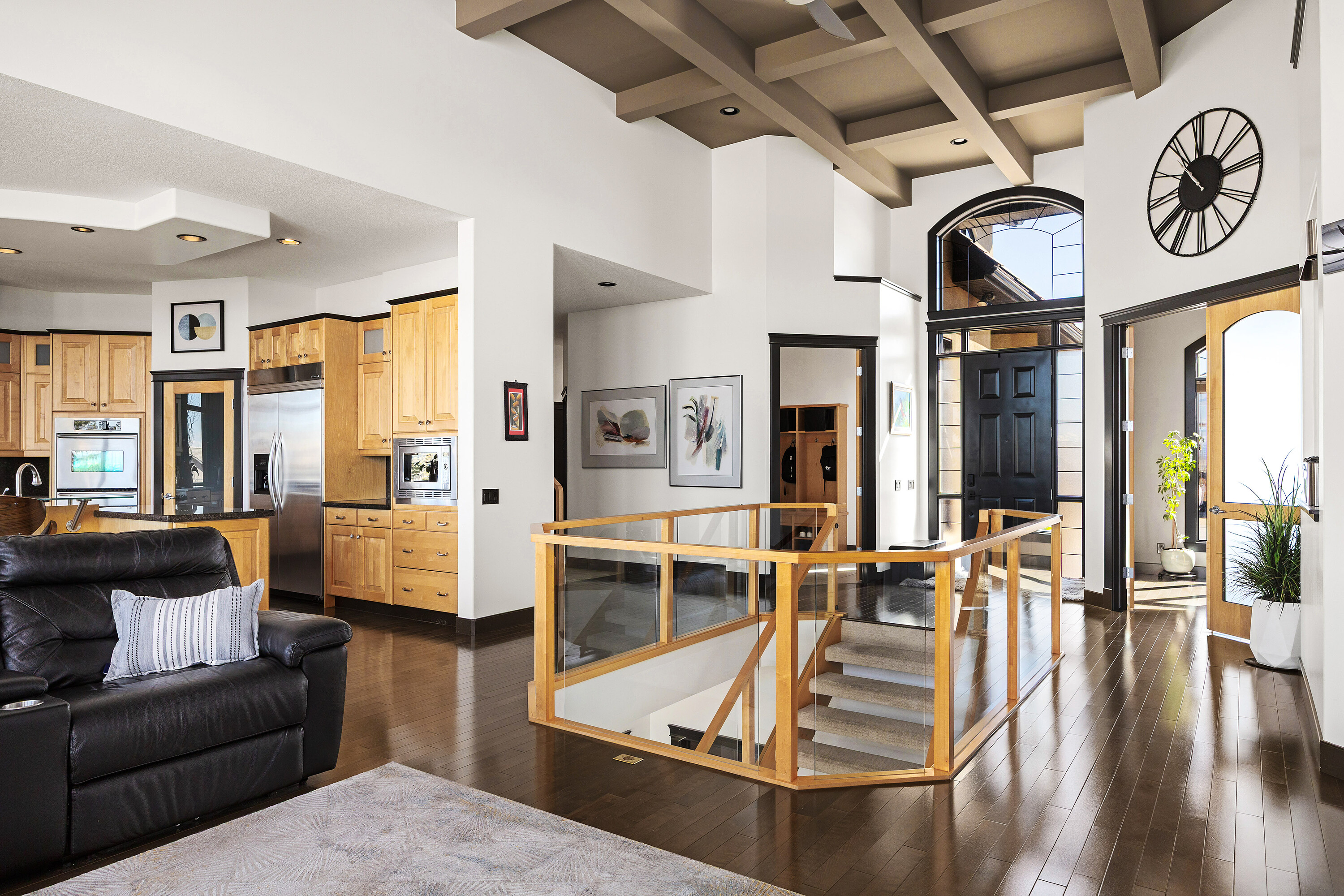  Elevated Mountain View Living - 物件實景