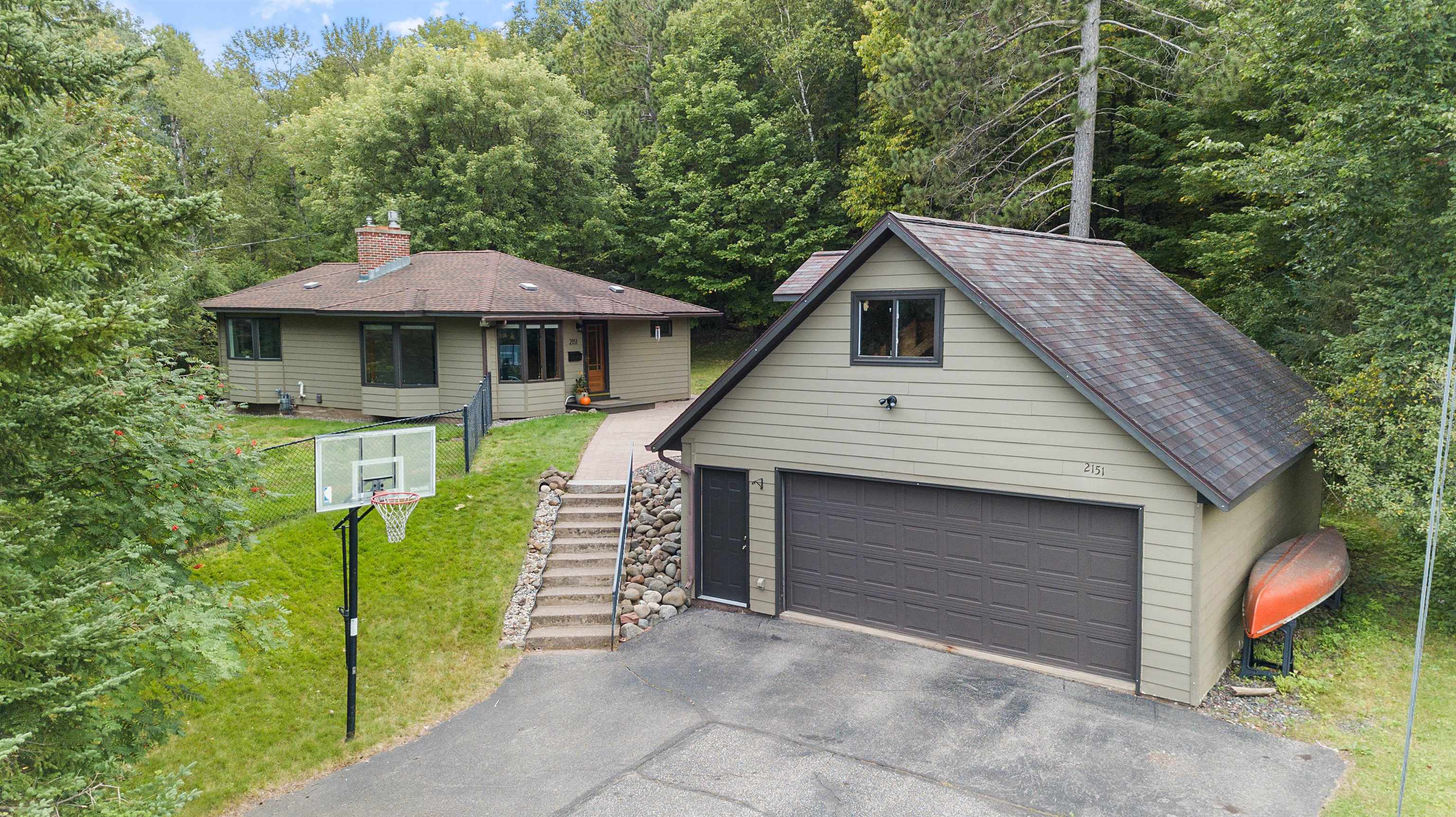 Duluth, Minnesota, 55803, United States, 4 Bedrooms Bedrooms, ,1 BathroomBathrooms,Residential,For Sale,1942593