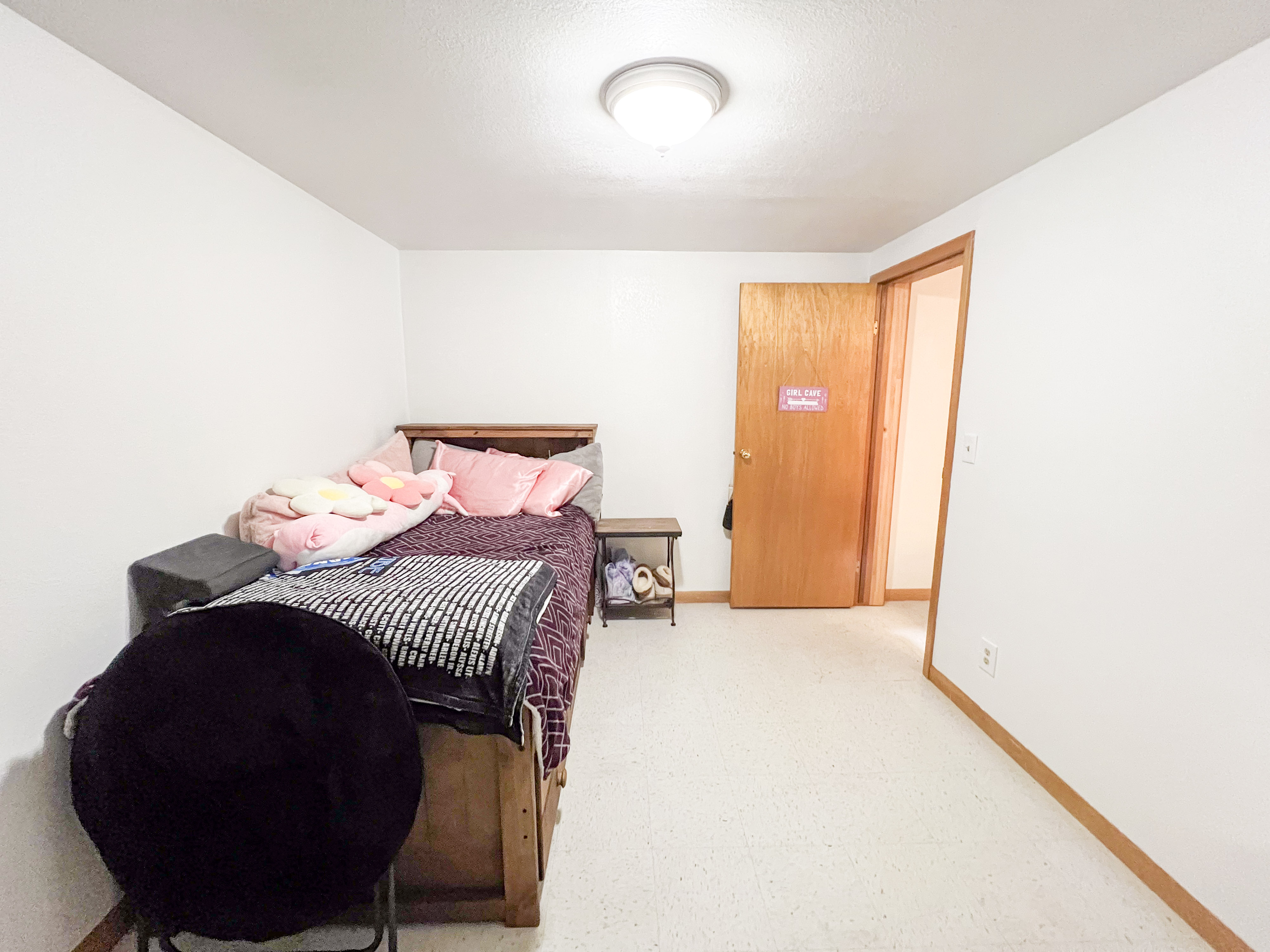 Colville, Washington, 99114, United States, 2 Bedrooms Bedrooms, ,2 BathroomsBathrooms,Residential,For Sale,1928739