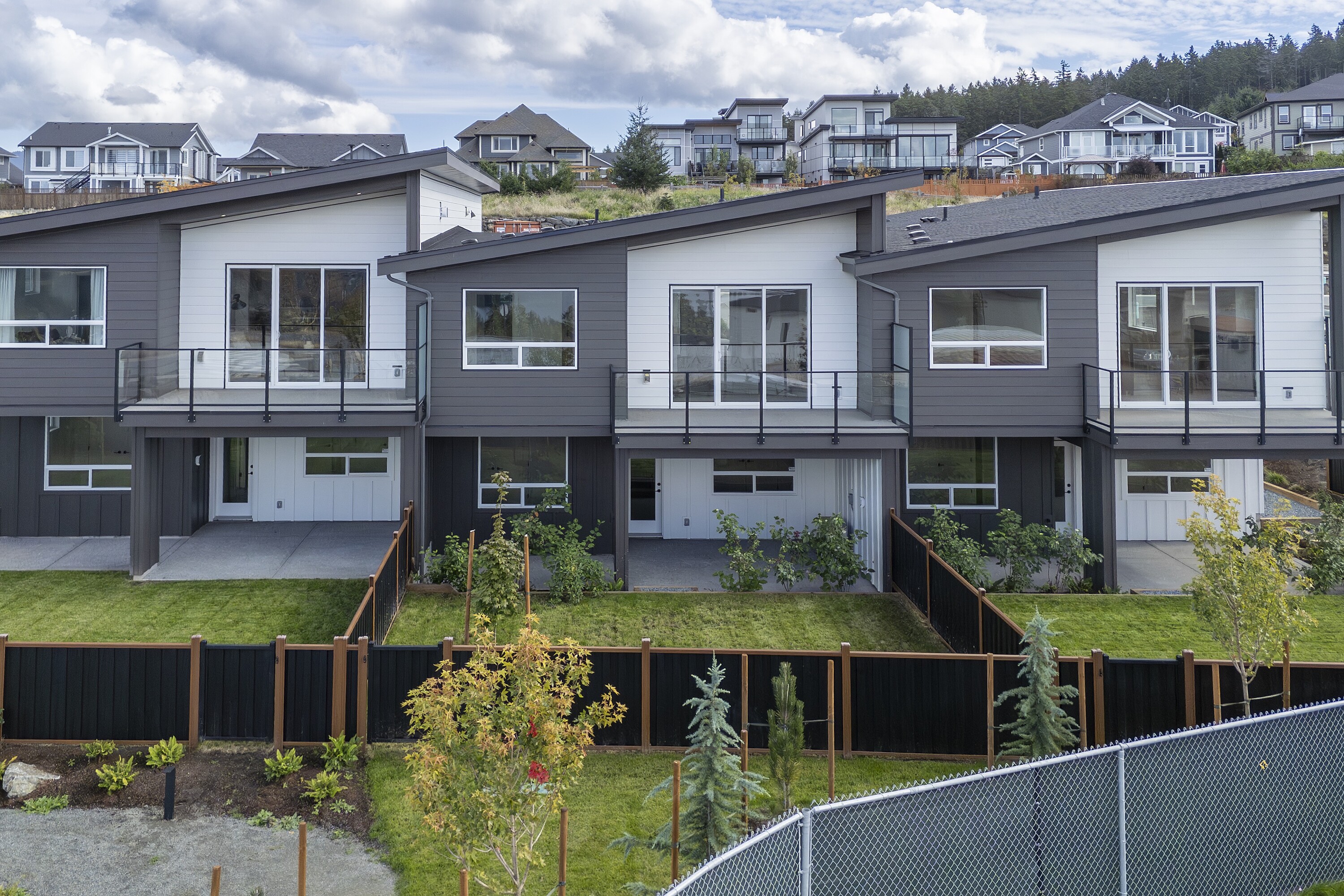  Luxury View Townhomes - 物件實景