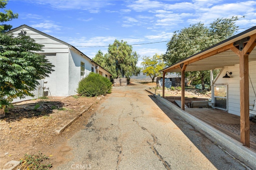 Banning, California, 92220, United States, 6 Bedrooms Bedrooms, ,4 BathroomsBathrooms,Residential,For Sale,1977497