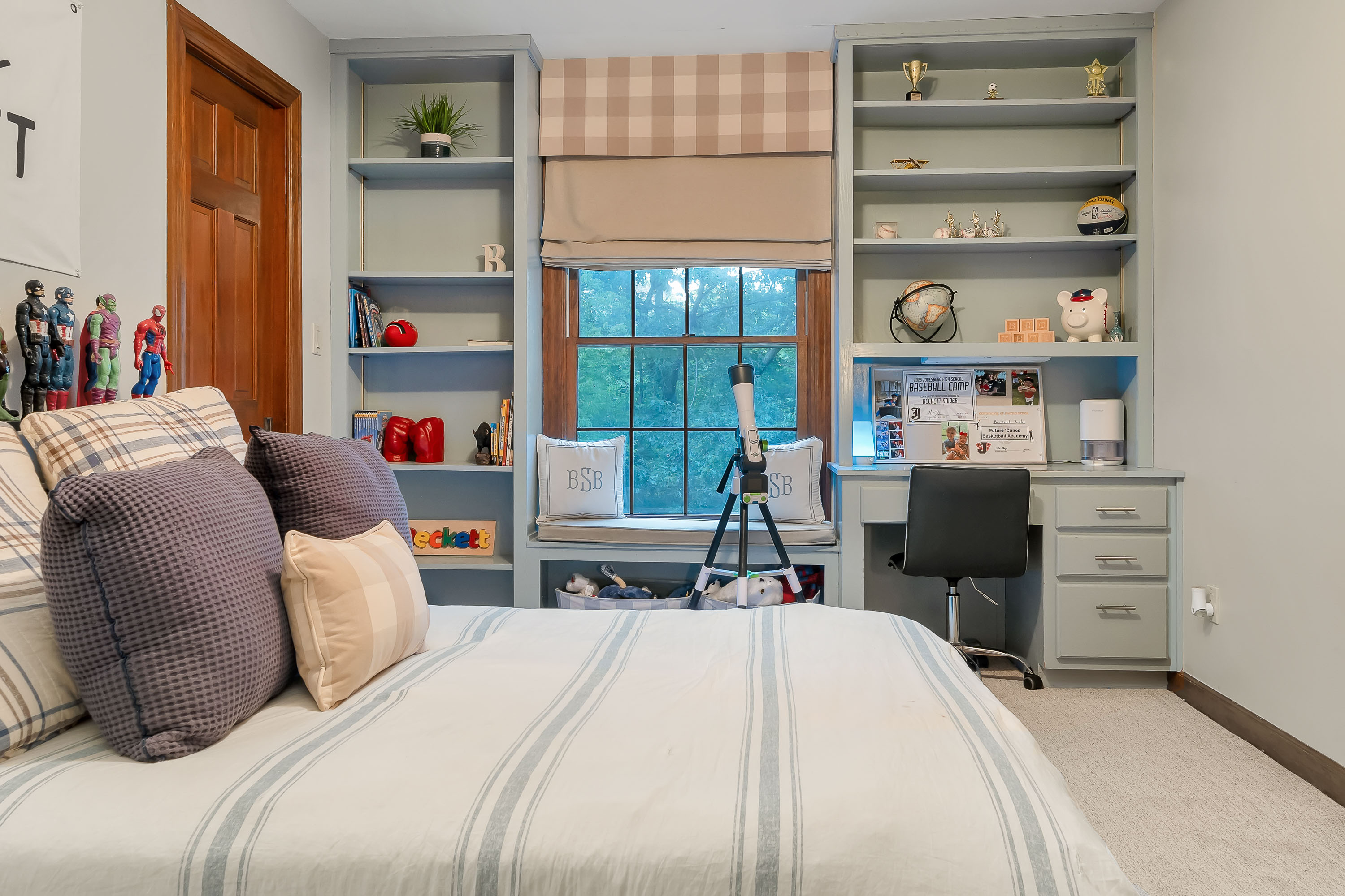 Jonesboro, Arkansas, 72401, United States, 4 Bedrooms Bedrooms, ,4 BathroomsBathrooms,Residential,For Sale,1961843