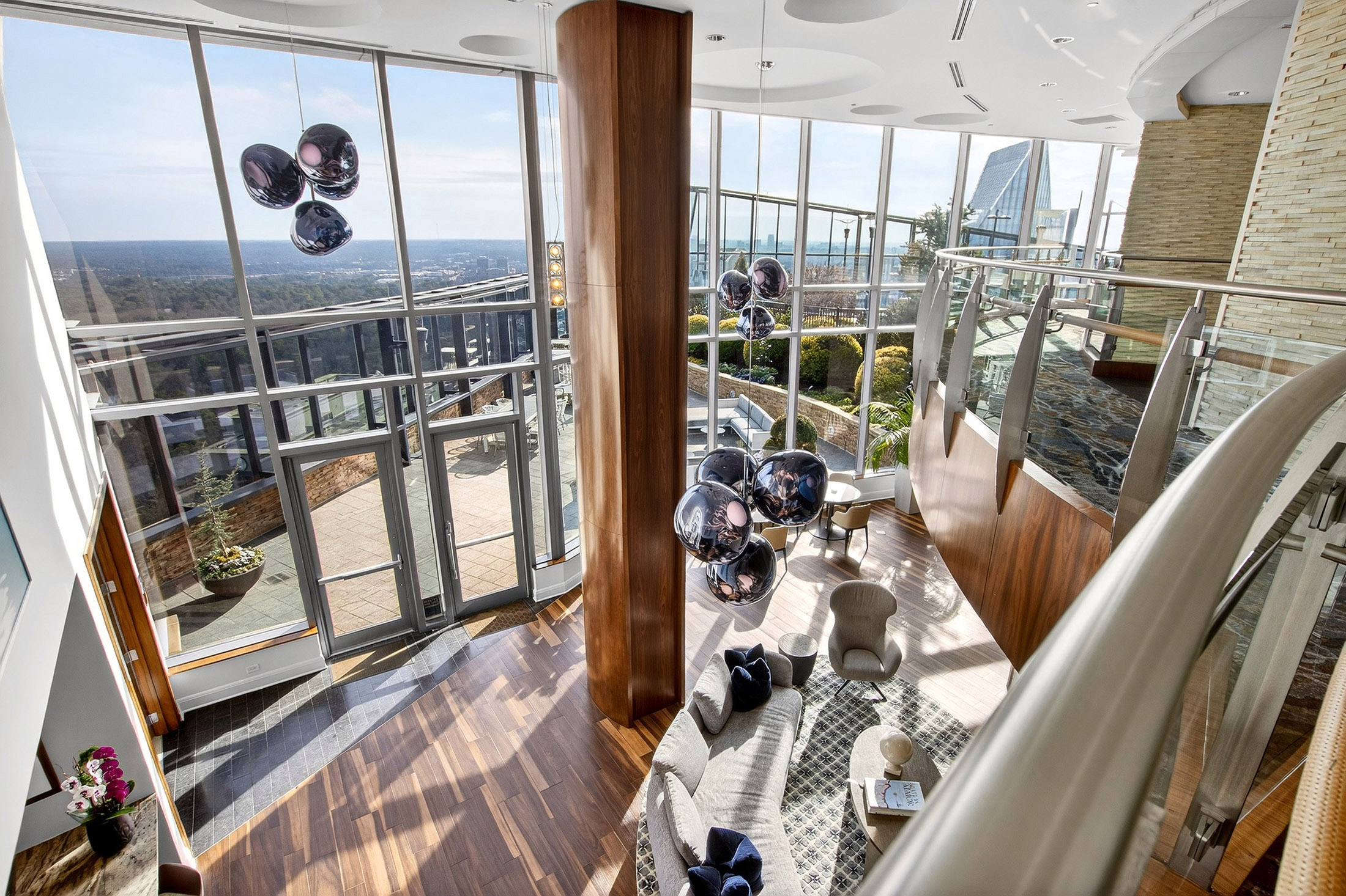  Stunning Luxury Condo, Perched on the 29th Floor - 物件實景
