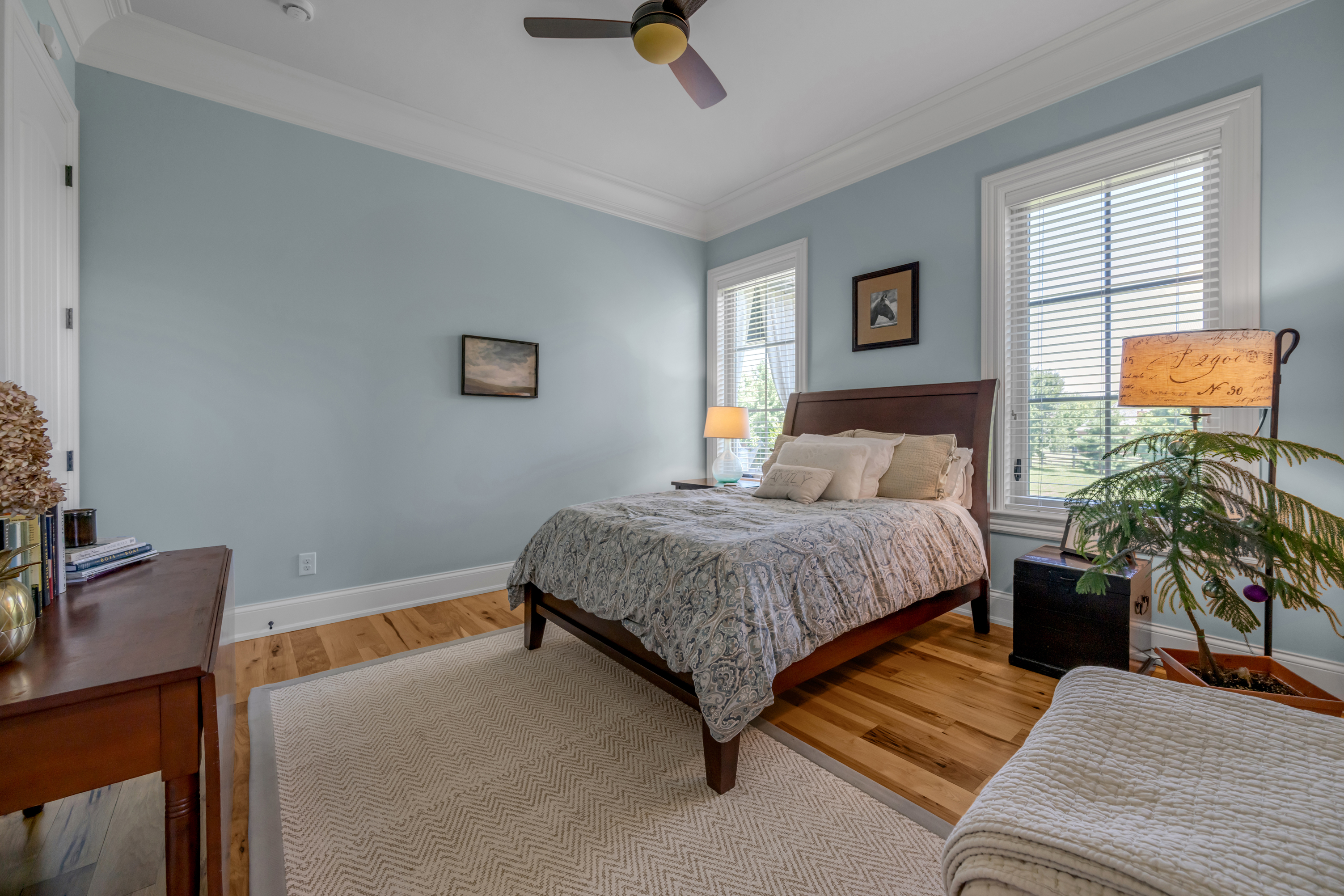  111 Roseburg Way - 物件實景