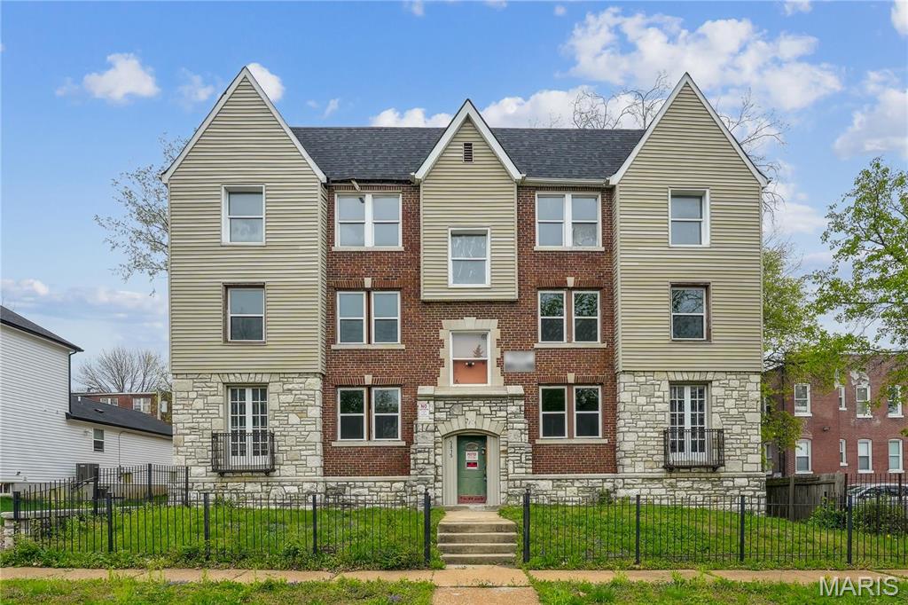 St Louis, Missouri, 63112, United States, ,Residential,For Sale,1807520